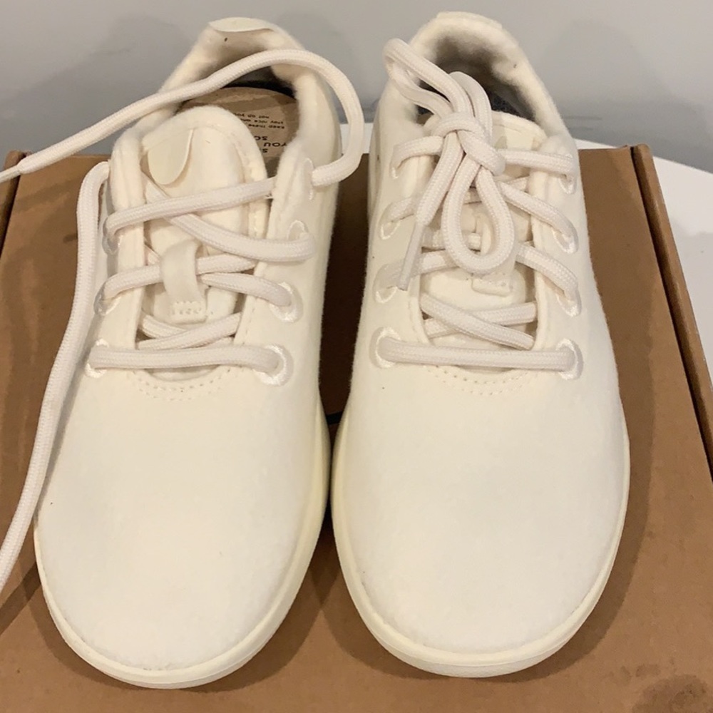 Allbirds size 5